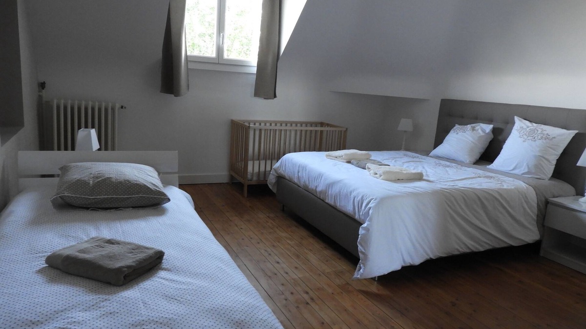 Ecommoy House | LARGE FAMILY HOUSE FOR RENT