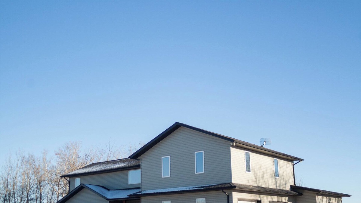 Hague House | Large Family Oriented Home- escape from the city and enjoy the SK countryside!