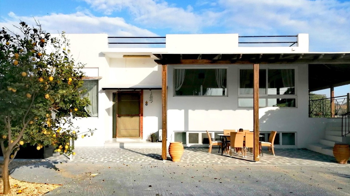 Kardamena Villa | Large family villa in excellent location.