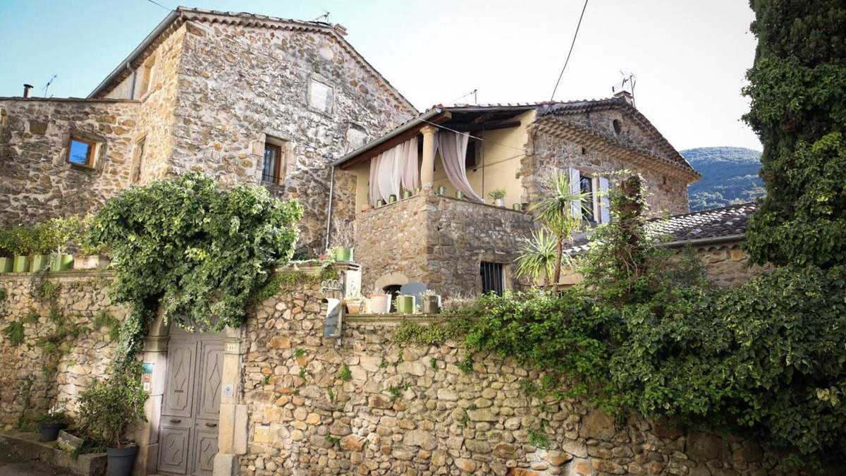 Saint-Jean-de-Valeriscle Apartment | Large air-conditioned duplex for 6 people, ideal for families, Porte des Cévennes
