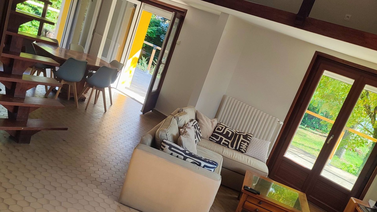 Saint-Romain-de-Jalionas House | Large and pleasant 150M2 house near Lyon