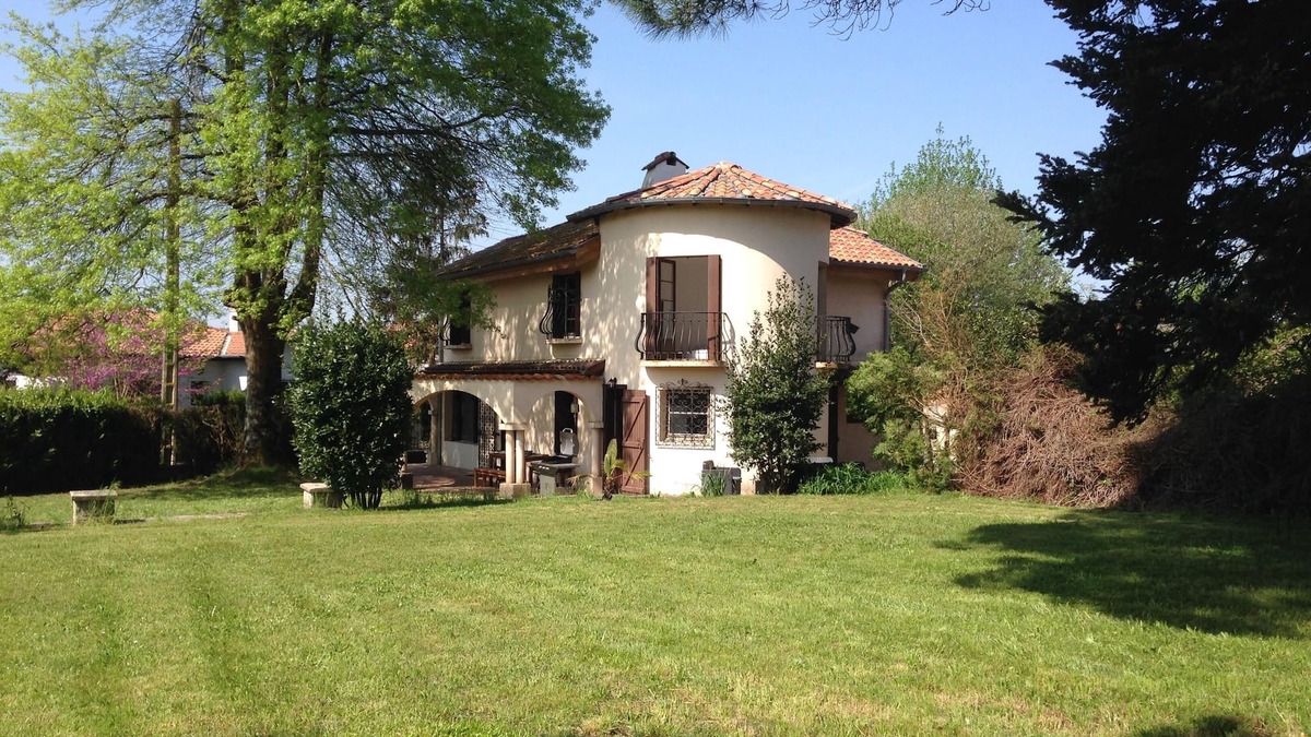 Saint-Vincent-de-Tyrosse House | LARGE FAMILY HOME 15 MINUTES FROM THE BEACHES OF HOSSEGOR CAPBRETON SEIGNOSSE