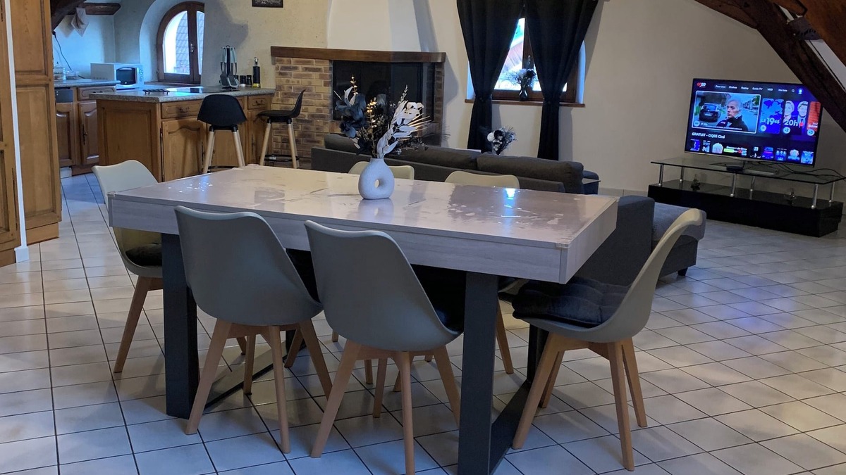 Grandvillars Apartment | Large fully-equipped apartment 3 bedrooms 3 double beds 2 bathrooms