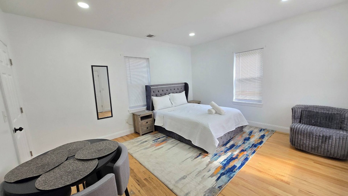 Bound Brook House | Large Group-Friends Family Business-5bedroom 3bath Bound Brook NJ/NYC