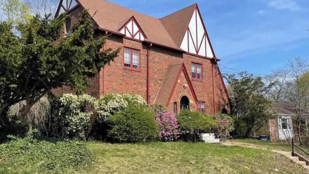 Beaver Hills House | Large group haven!
