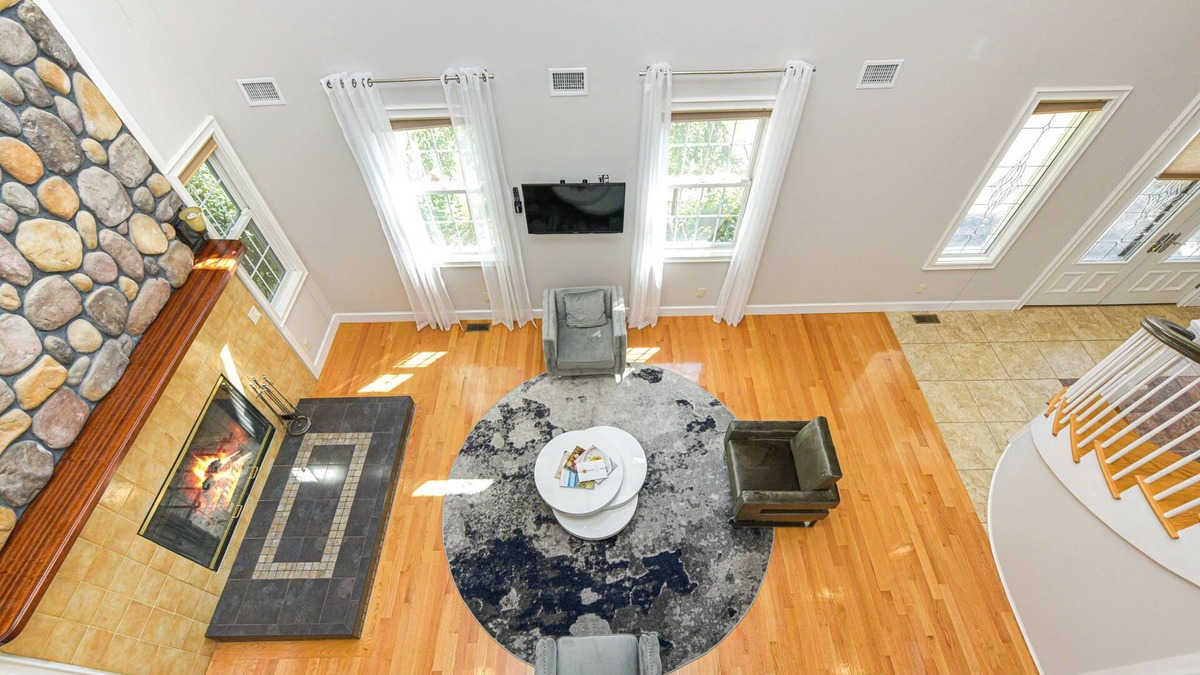 Hampton Bays House | Large Hamptons Summer House