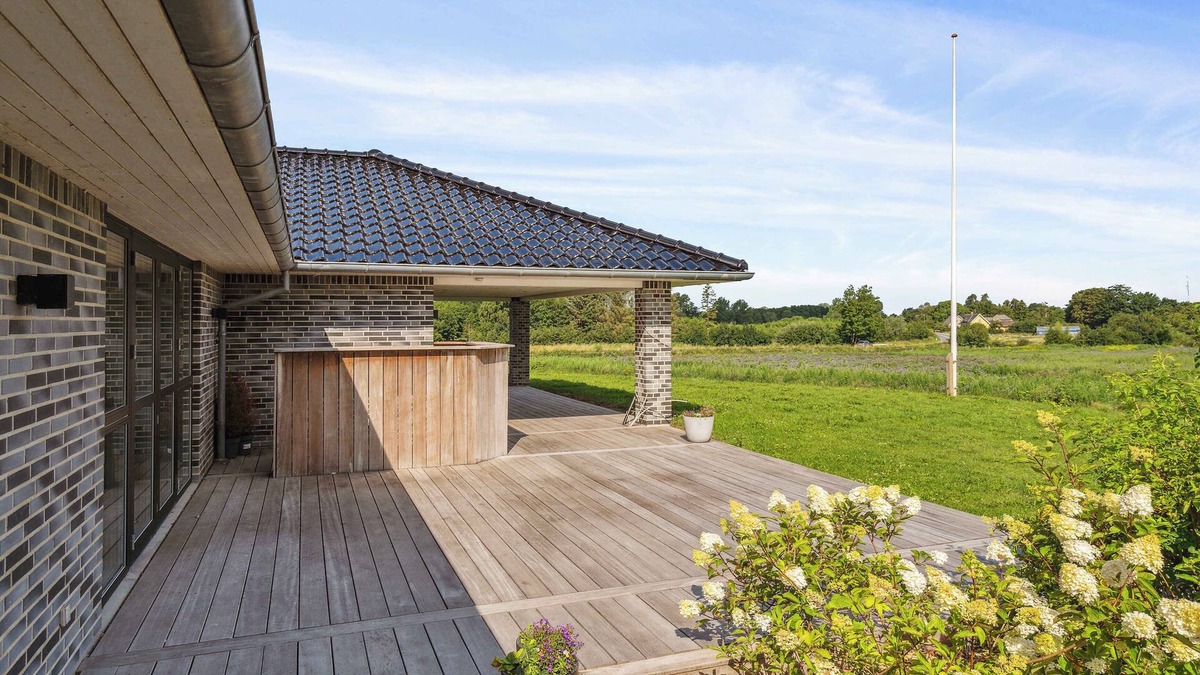 Otterup Villa | Large holiday home with pool near Odense