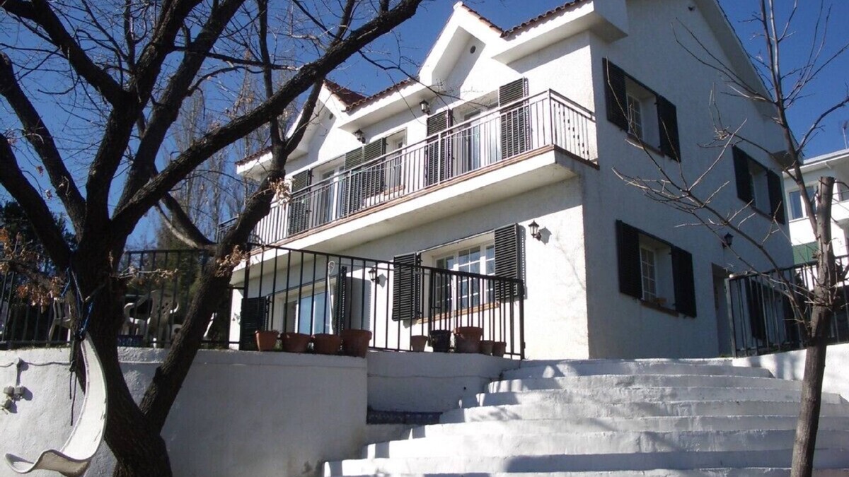 Miraflores de la Sierra House | Large house with garden and pool near Madrid. 10 minute walk to village centre.
