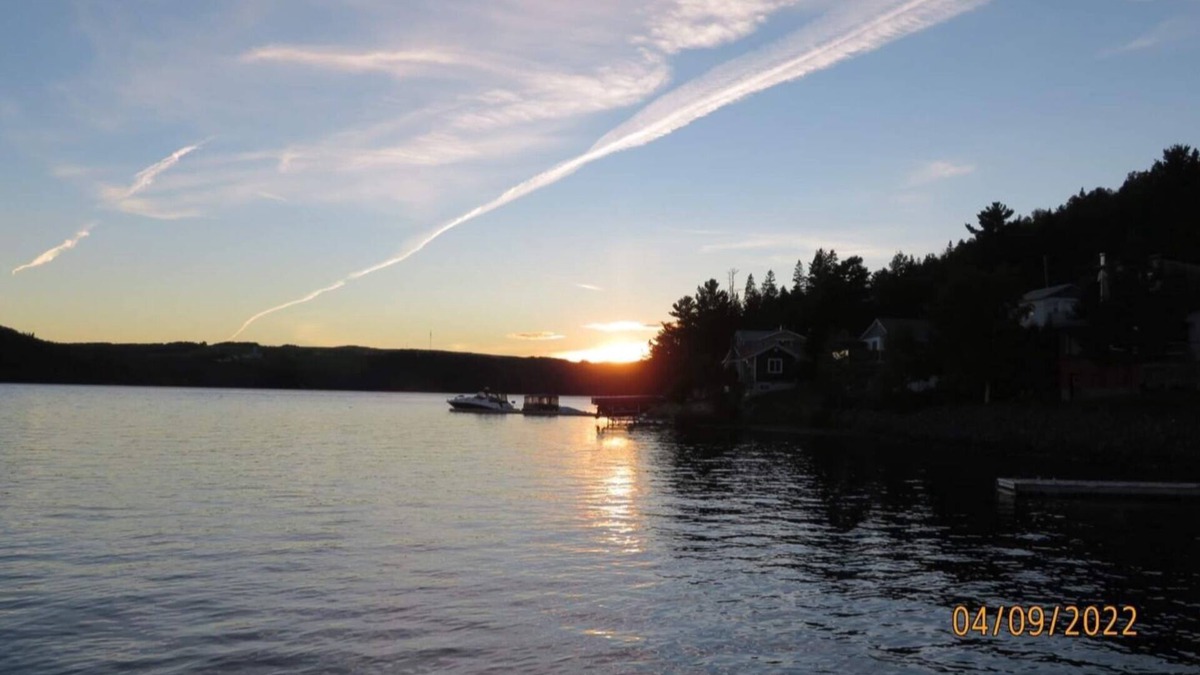 Temiscouata Regional County Municipality House | Large house on Lake Témiscouata - 5 minutes from the beach