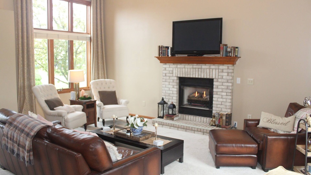 Saint Marys  Allen County House | large house, fenced yard, patio