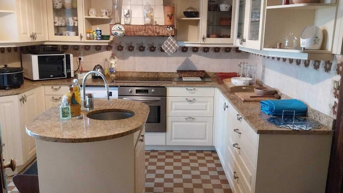 Chaumont-sur-Loire House | Large house Loire view + veranda + terrace + garden