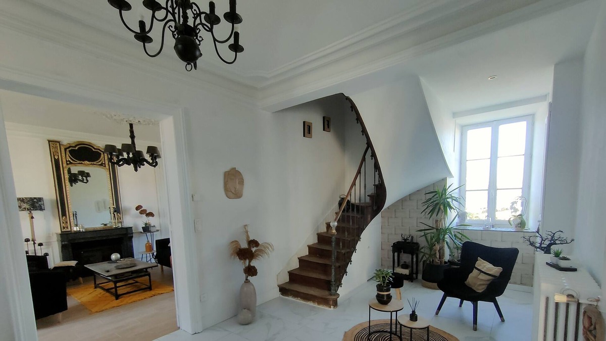 Le Grand-Luce House | large house from 1890