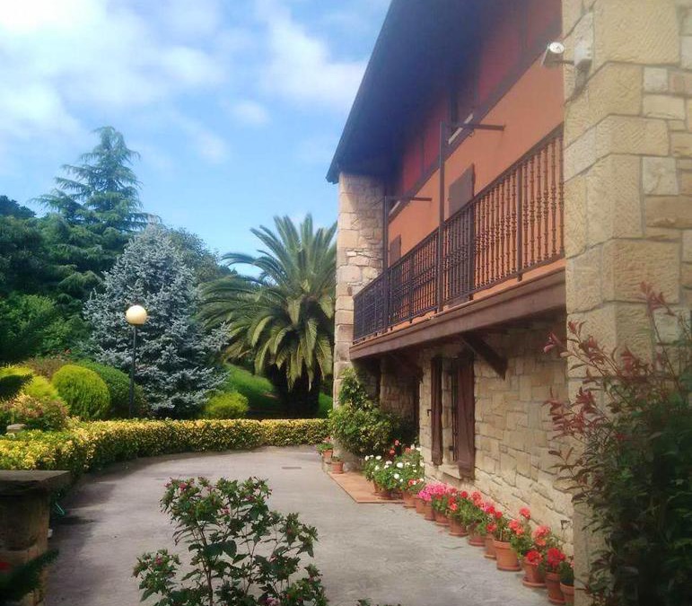 Gamiz-Fika House | Large house in Gámiz-Fica with mountain view