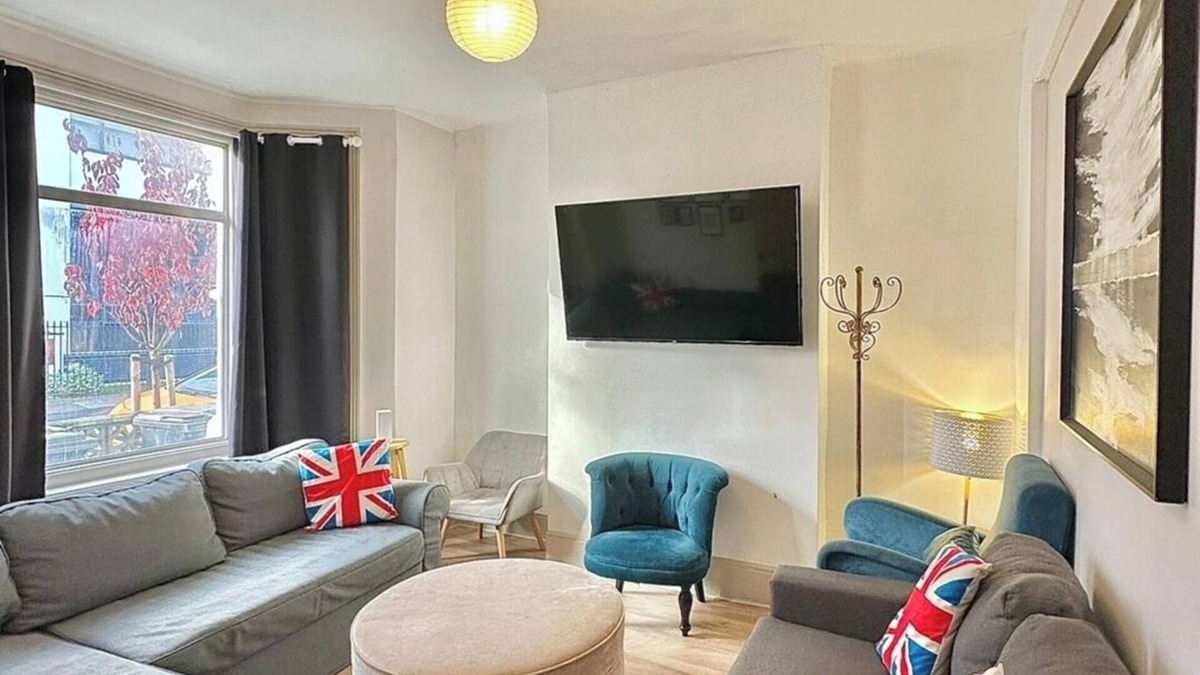 Evelyn House | Large house in Central London, perfect for groups or families 105
