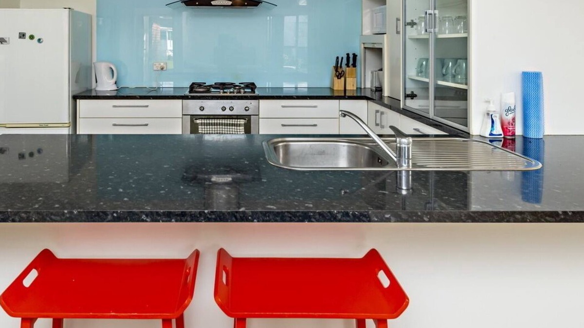 Manurewa House | Large House South Auckland.