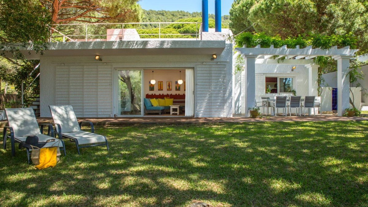 Los Canos de Meca Villa | Large Ibizan style Villa located just 200 m. from the beach (5 minutes walk