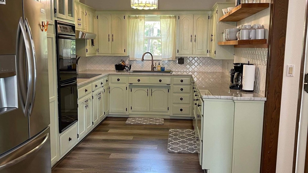 Moodys House | Large lake Hudson home with spectacular lake views, only 45 minutes from Tulsa