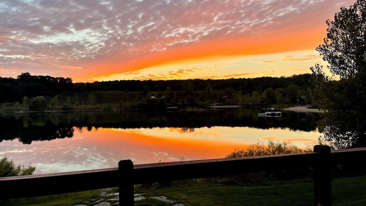 Cascade House | Large lakefront Cabin w/year-round activities & enough beds for everyone!