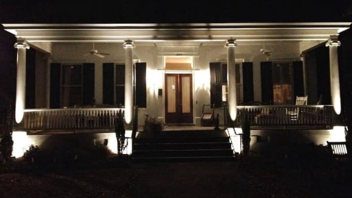 Newberry House | Large late1800's home within walking distance to Opera House and downtown.