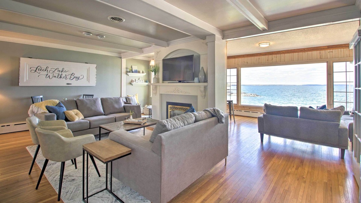 Walker House | Large Leech Lake Home: Walk to Bars, Restaurants & Shops!