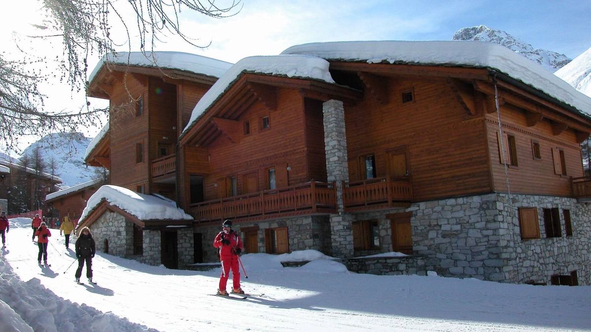 Val-d'Isere Apartment | Large & luxurious apartment in top of the range apartment at foot of slope