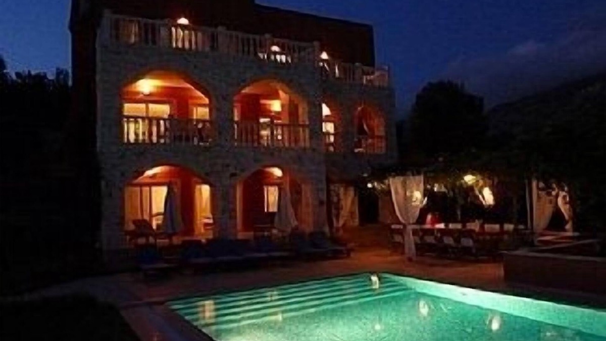 Islamlar Villa | Large Luxurious Private Villa with Sea and Mountain Views