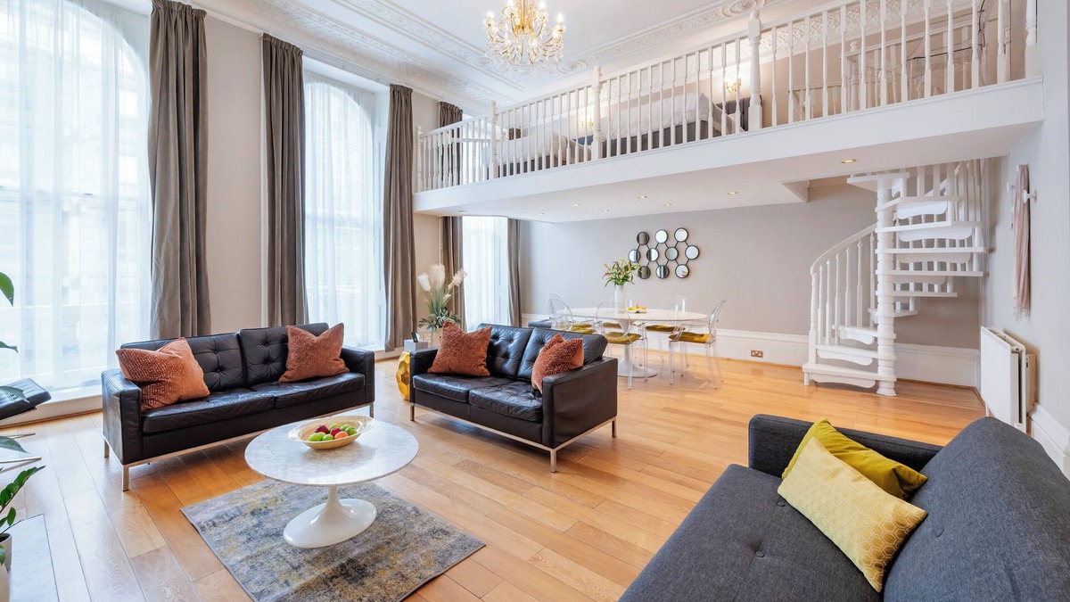 Bayswater Apartment | Large Luxury Hyde Park Apartment With Balcony