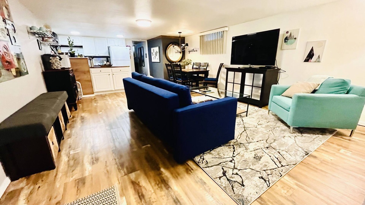 Three Tree Point Apartment | Large Modern 2 Bedroom near Ocean, Airport, and Seattle with private garage