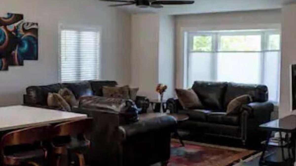 Fitchburg House | Large Modern Family Home