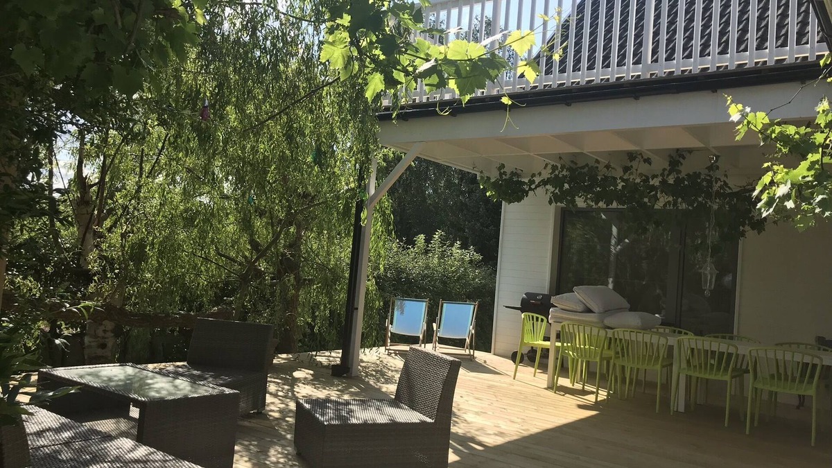 Helsingborg Villa | Large newly renovated villa in cozy Domsten - close to sea and nature