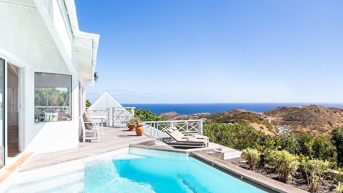 Vitet House | Large Ocean View Villa Hanging In The Quiet