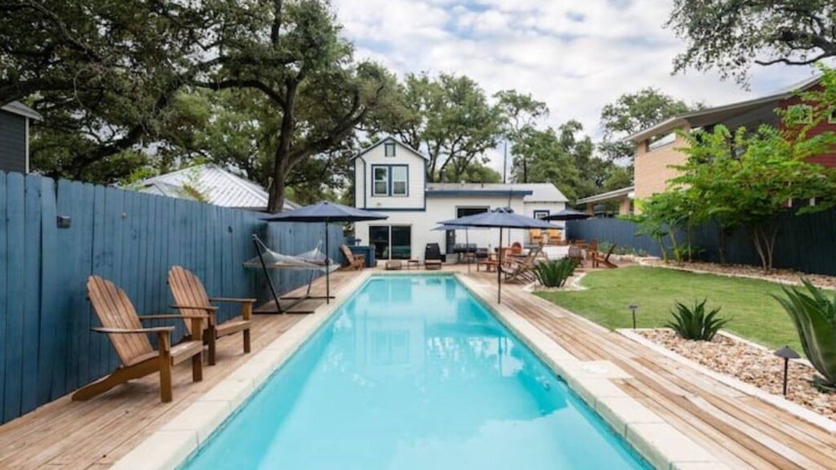 Bouldin House | Large Pool & Backyard in Heart of S Austin Walkable to Historic S Congress Ave