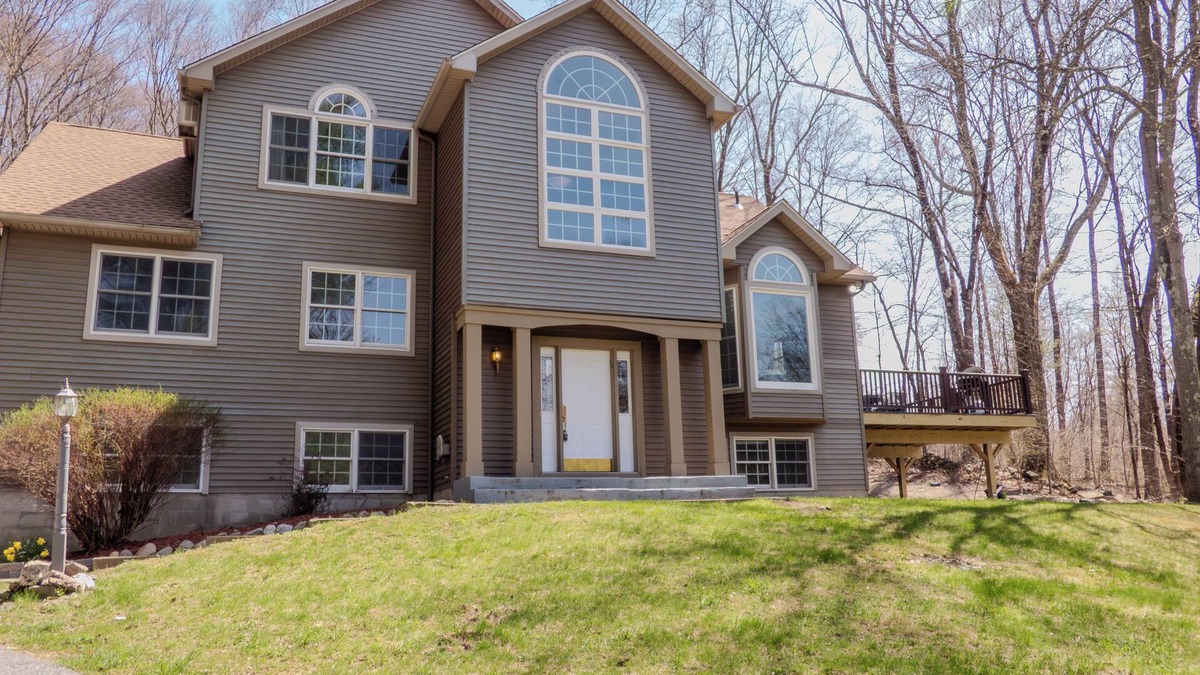 Staatsburg House | Large private countryside escape, nestled on 3 private acres, pond, private.