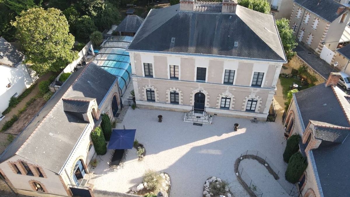 Bellevigne-en-Layon House | Large property in a wine-producing village, garden, pool, Anjou Loire Valley