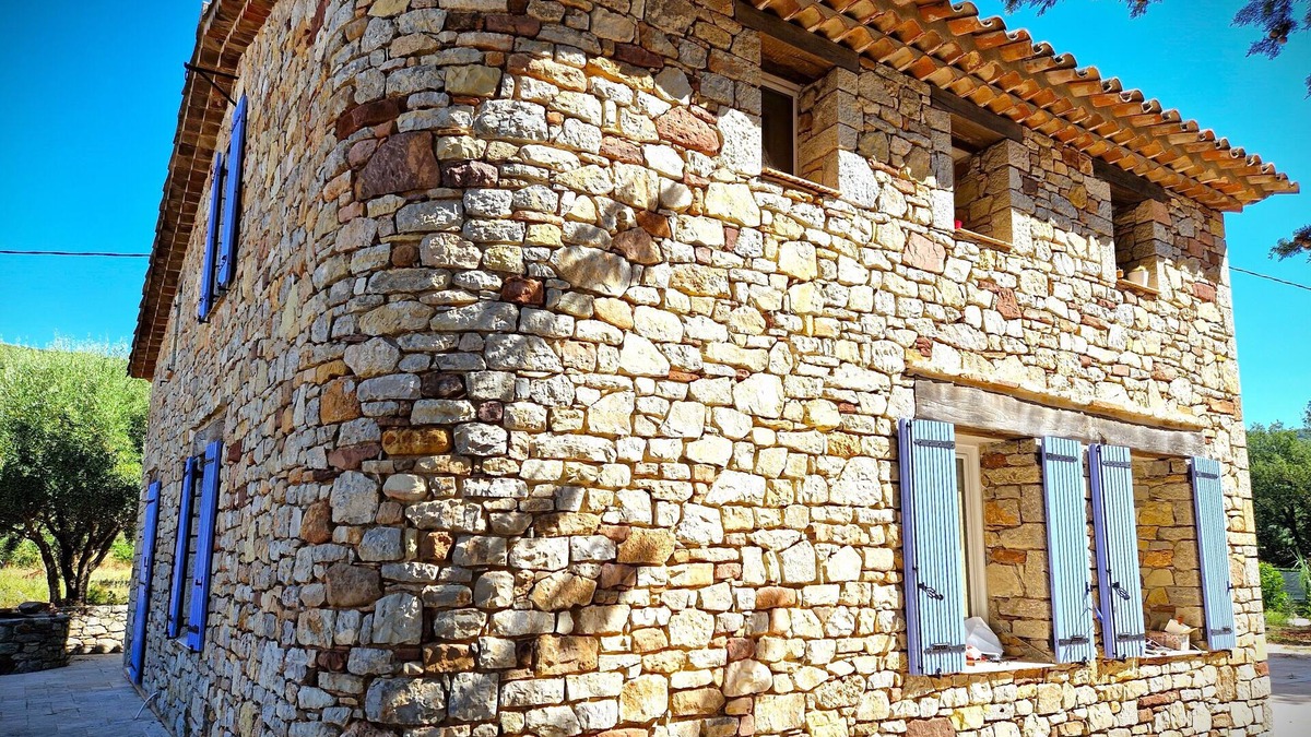 Cuers Other | Large property in Provence, close to all amenities, with swimming pool,