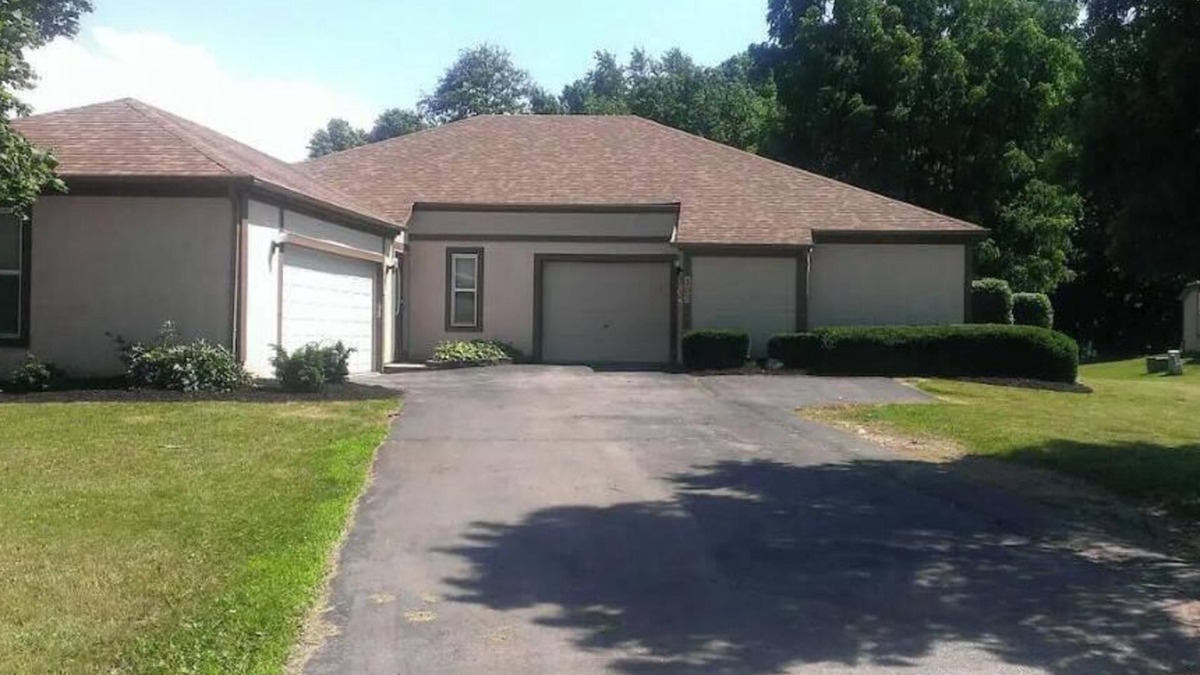 Dublin House | Large Ranch In Old Historic Dublin near Bridge Street district