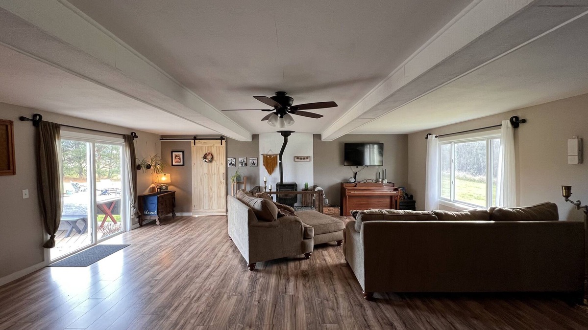 Loretto House | Large Ranch Style Home!