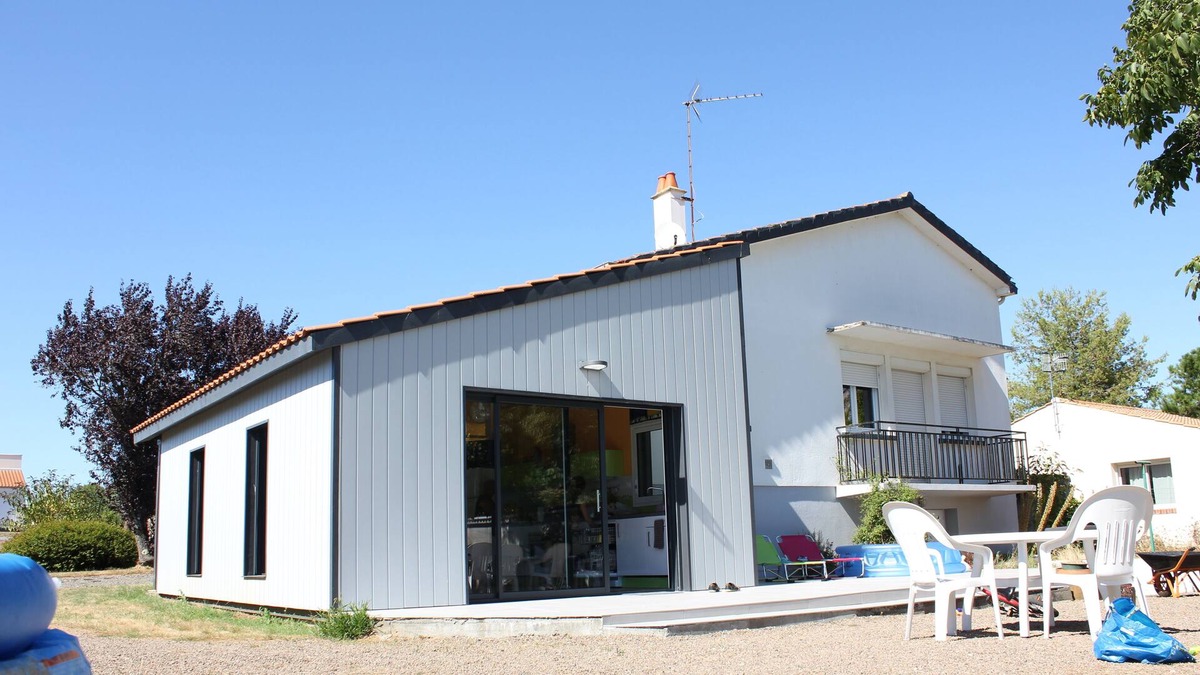 St Benoist-sur-Mer House | Large renovated house