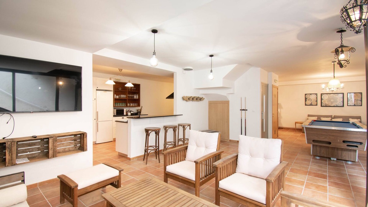 Uterga House | Large rural house 10 minutes from Pamplona
