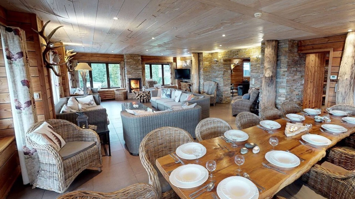 Stoumont House | Large Savoyard-style house with indoor swimming pool, sauna, meeting room