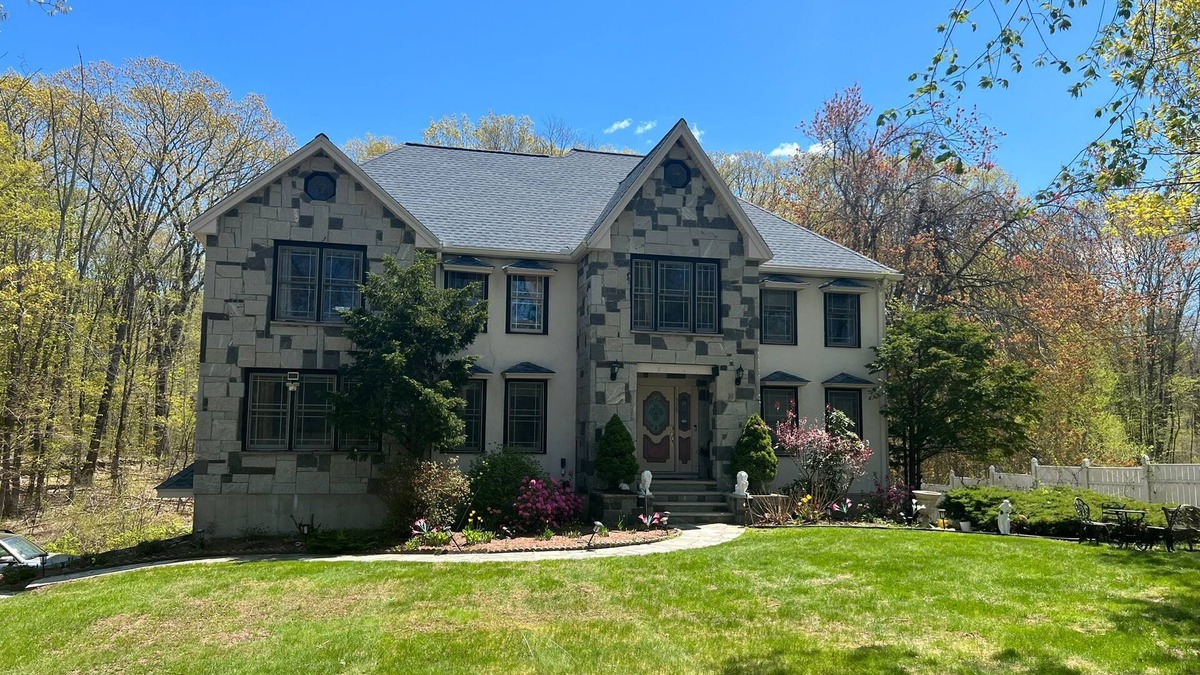 Andover House | Large Scenic Home, Safe Quite Neighborhood, 30 min to Boston, Nashua, Manchester