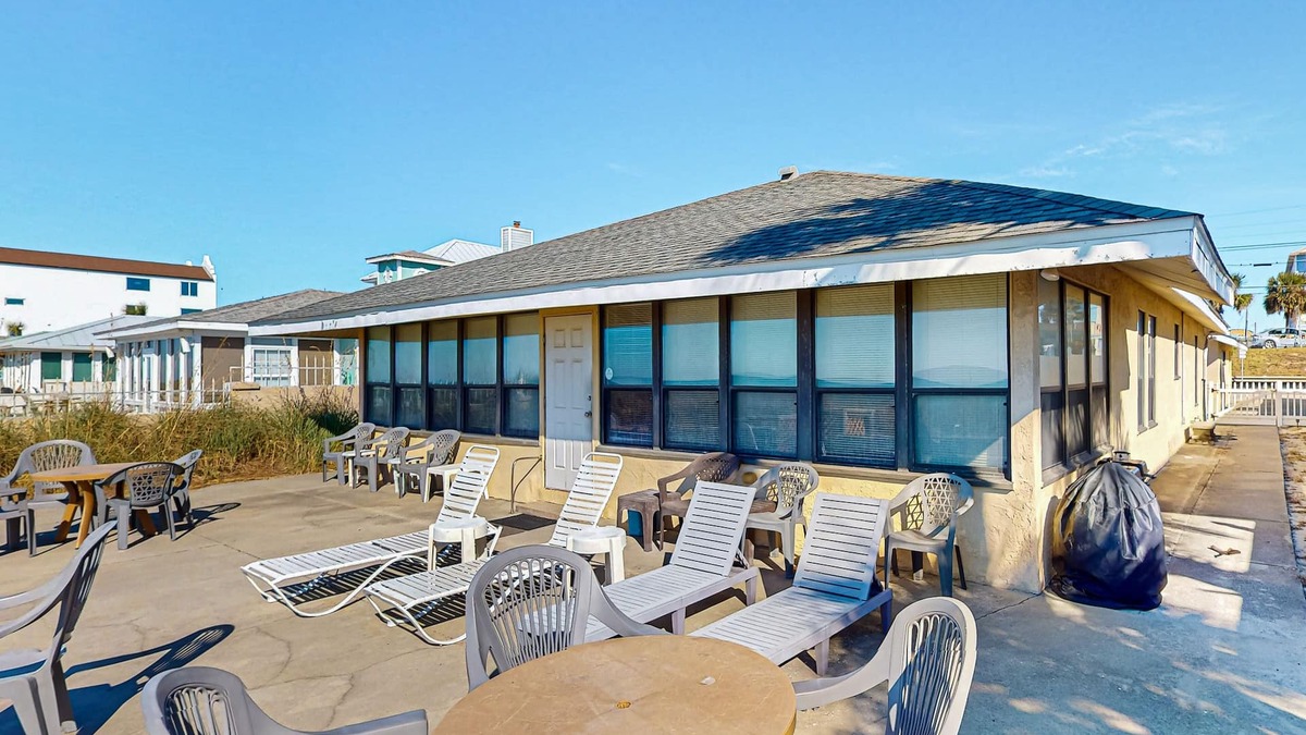 Bahama Beach House | Large, snowbird & dog-friendly beachfront home w/WiFi & patio - steps to sand