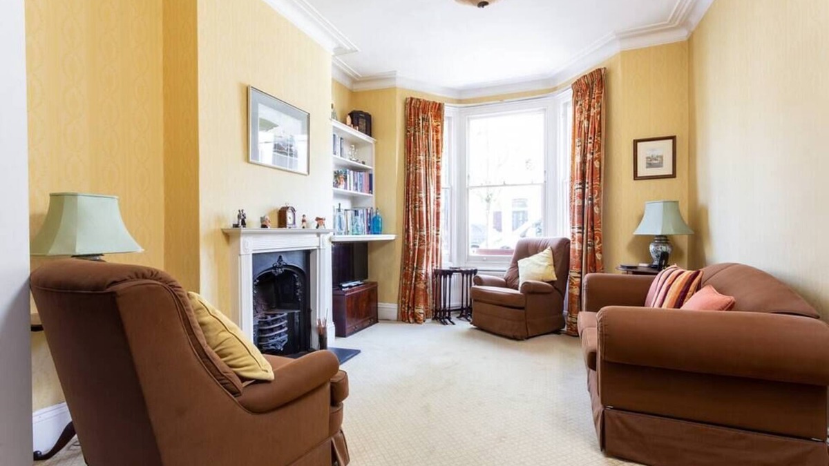 Town House | Large Spacious Family Home (sleeps 5), Parsons Green, LONDON