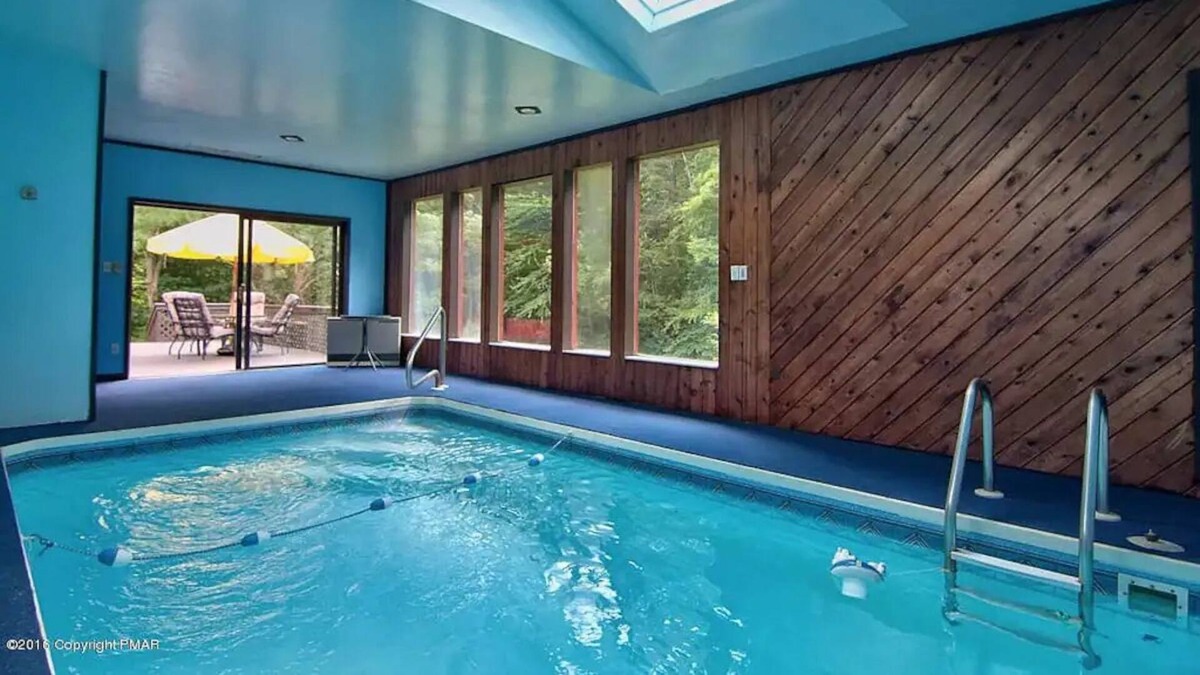 Cresco House | Large Spacious Pocono Manor w/ Indoor Pool, Theatre, Game Room, Loft, Firepit