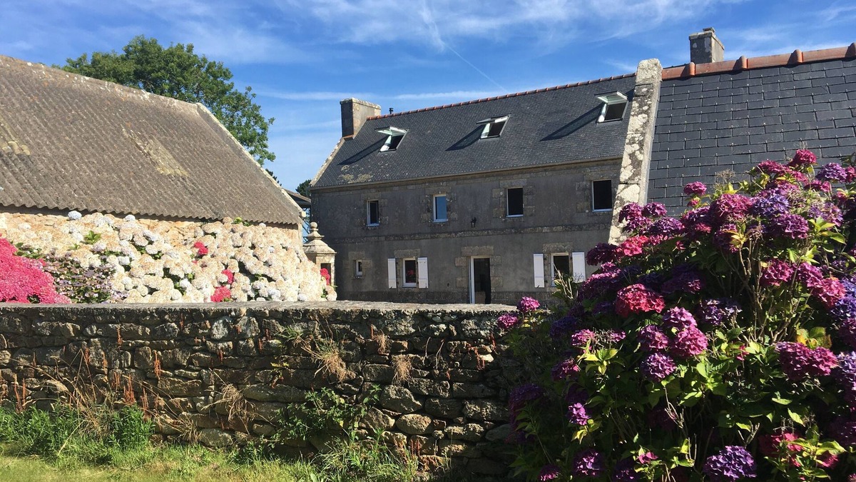 Cleden-Cap-Sizun House | Large stone house 500 m from the sea and hiking trails