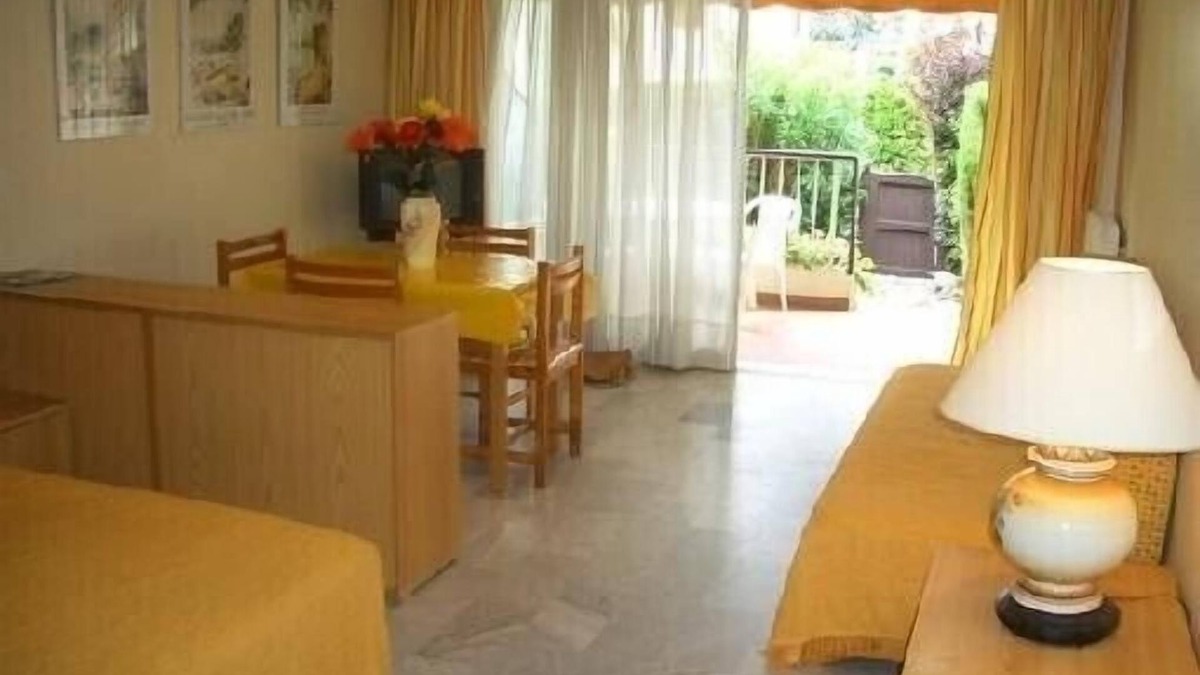 Mandelieu-la-Napoule Beach Apartment | Large studio for 2 to 4 people in Mandelieu La Napoule South of France