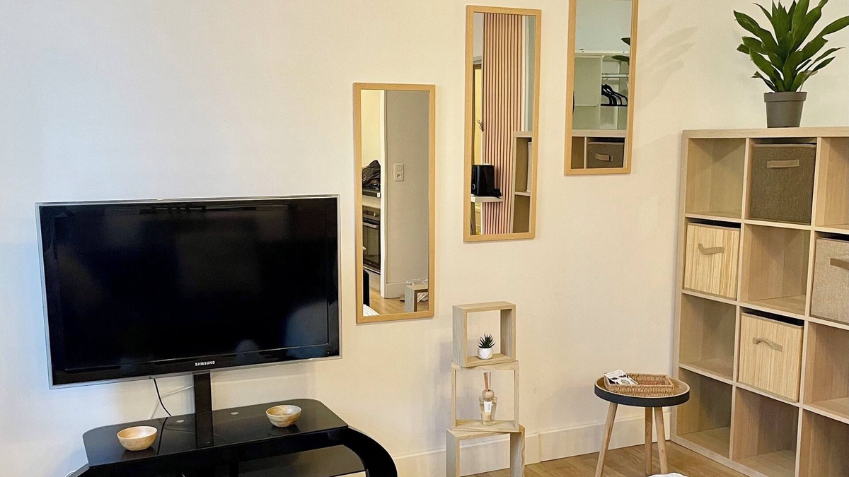 Auxerre Apartment | Large studio Ô Joie downtown
