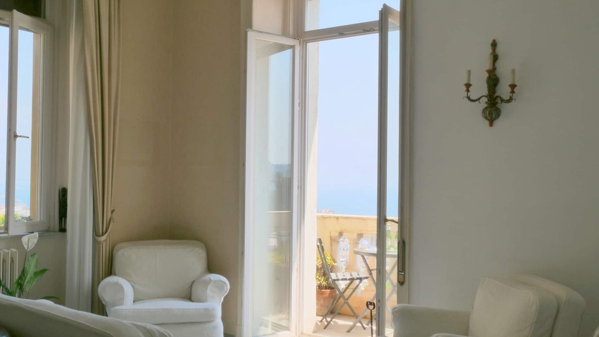 Vittorio Emanuele Apartment | Large Studio - Very Light & Airy - Balcony - Stunning Sea Views - Wi-Fi
