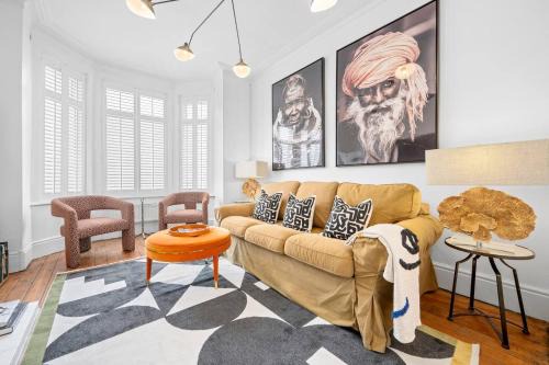 Salford House | Large & Stylish Townhouse King Beds&free Parking