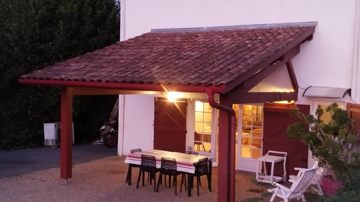 Souraide Apartment | Large T2 of 70 m2 in the middle of a quiet garden of 6000m2